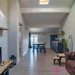 Fuoriporta Affitti Brevi - Corte 2 Con Parcheggio Gratuito * パルマ