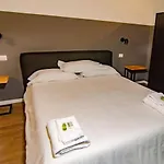 Fuoriporta Affitti Brevi - Corte 2 Con Parcheggio Gratuito *