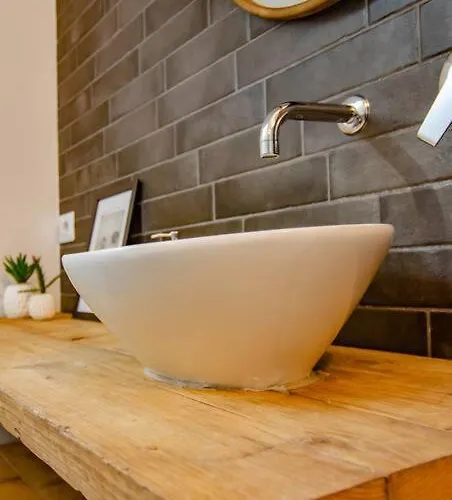 Daire Fuoriporta Affitti Brevi - Corte 2 Con Parcheggio Gratuito *